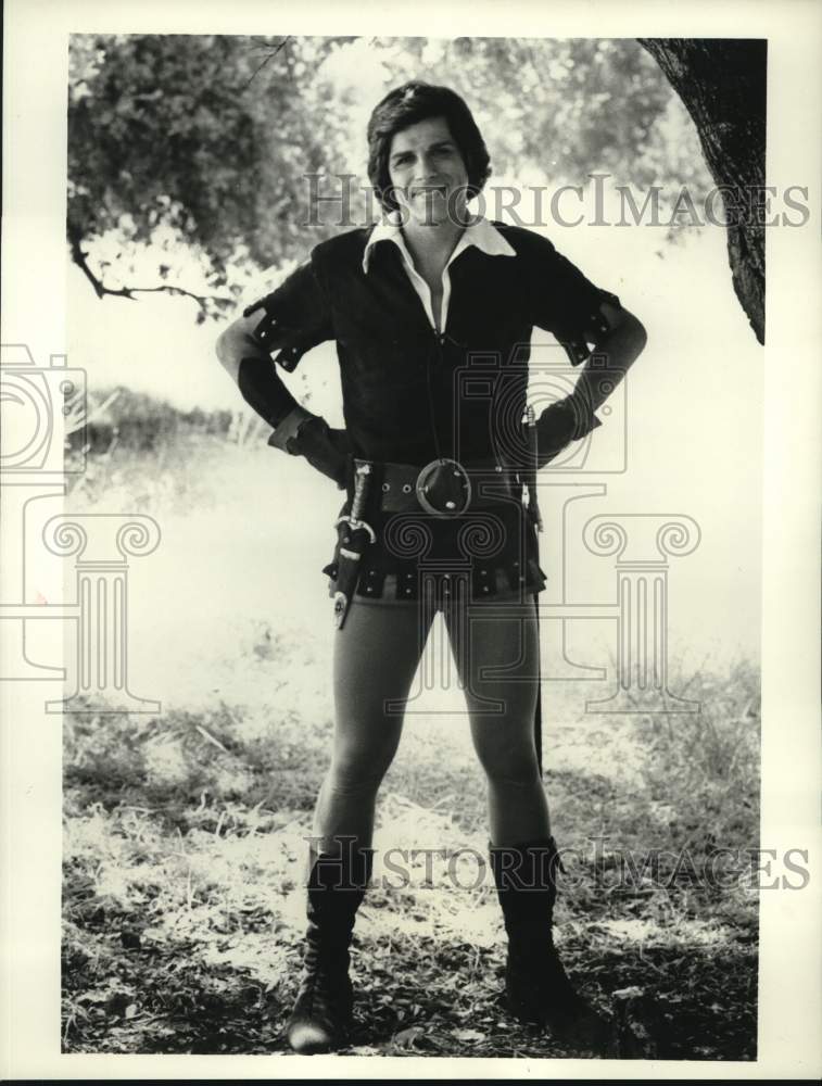 1975 Press Photo Dick Gautier stars as Robin Hood in "When Things Were Rotten" - Historic Images