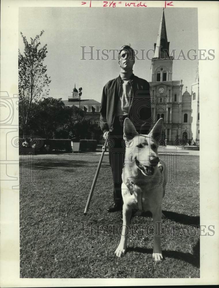 1971 Press Photo James Franciscus stars in "Longstreet" - Historic Images