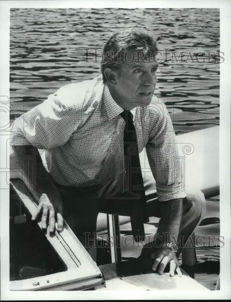 1984 Press Photo Actor Tony Franciosa starring in Finder of Lost Loves on ABC. - Historic Images