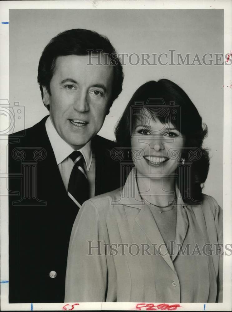 1981 Press Photo TV hosts David Frost and Sandy Hill, &quot;Show Business&quot; - Historic Images