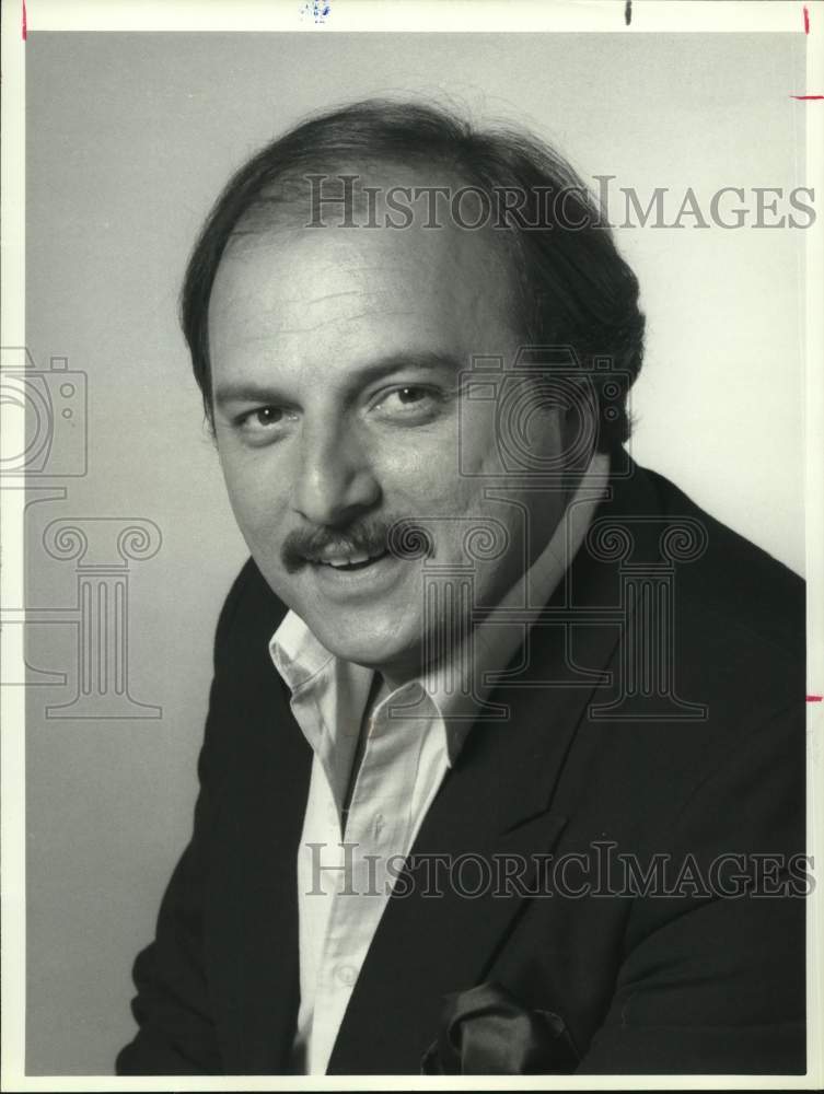 1987 Press Photo Actor Dennis Franz. - Historic Images