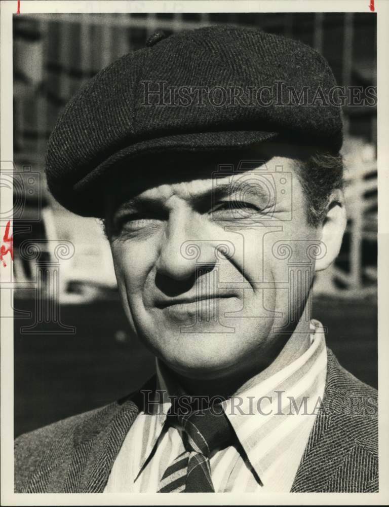 1977 Press Photo Ed Flanders as Noah Dietrich in &quot;The Amazing Howard Hughes&quot; - Historic Images