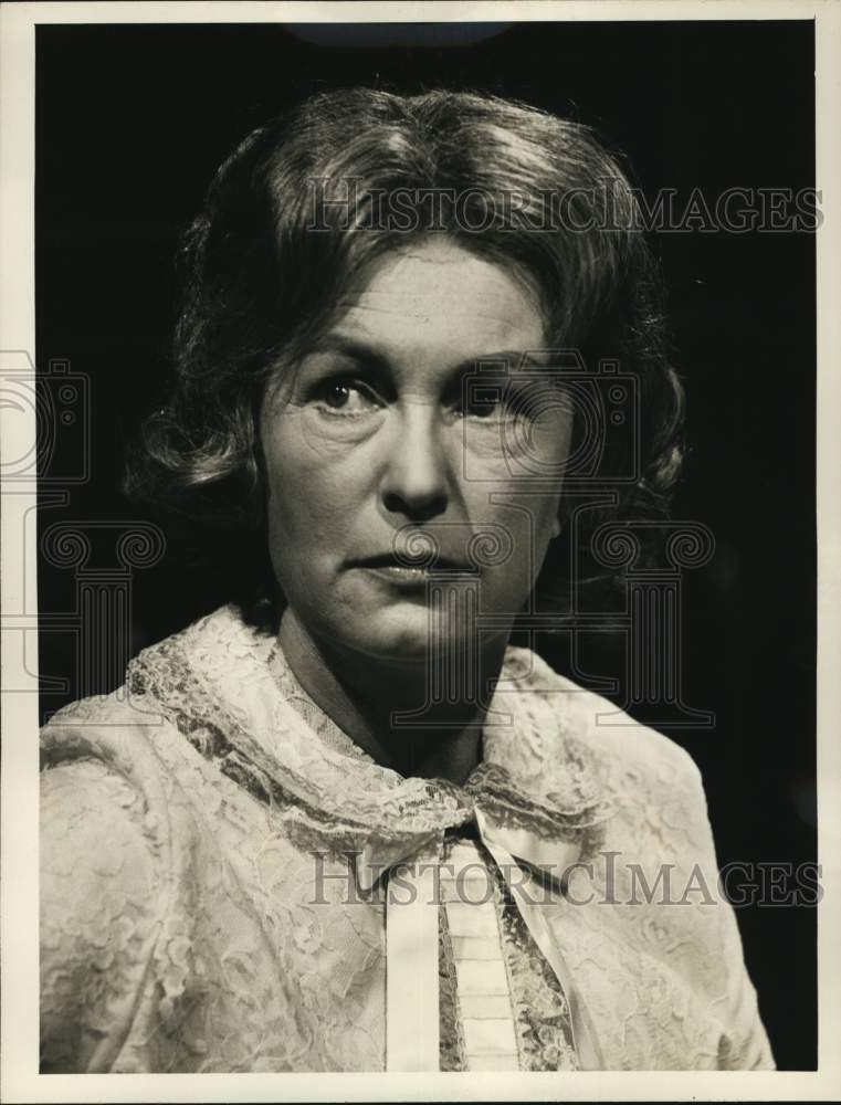 1965 Press Photo Actress Geraldine Fitzgerald in "Our Private World" - Historic Images