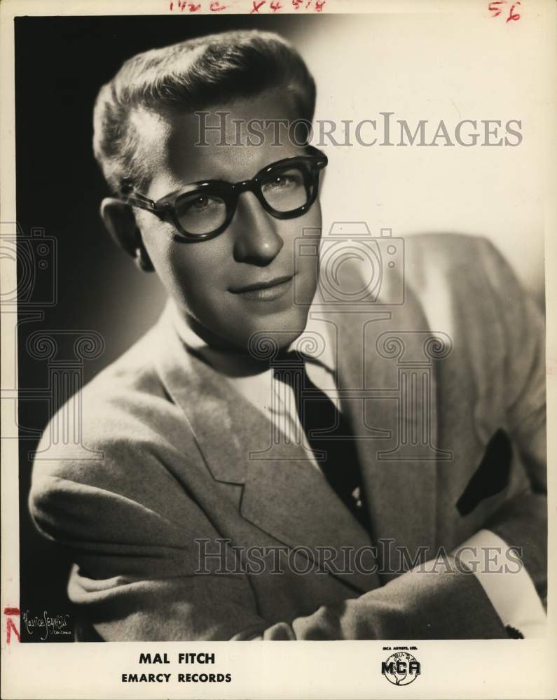 Press Photo Musician Mal Fitch - Historic Images