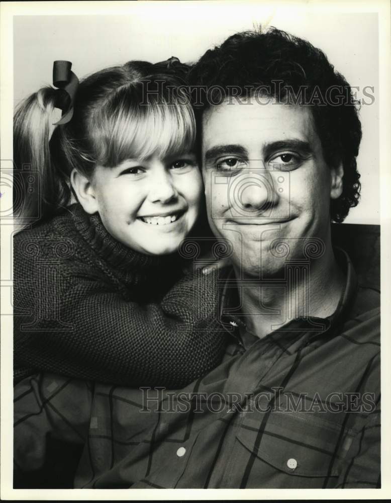 Press Photo Brandy Gold and Brad Garrett in &quot;First Impressions&quot; - Historic Images