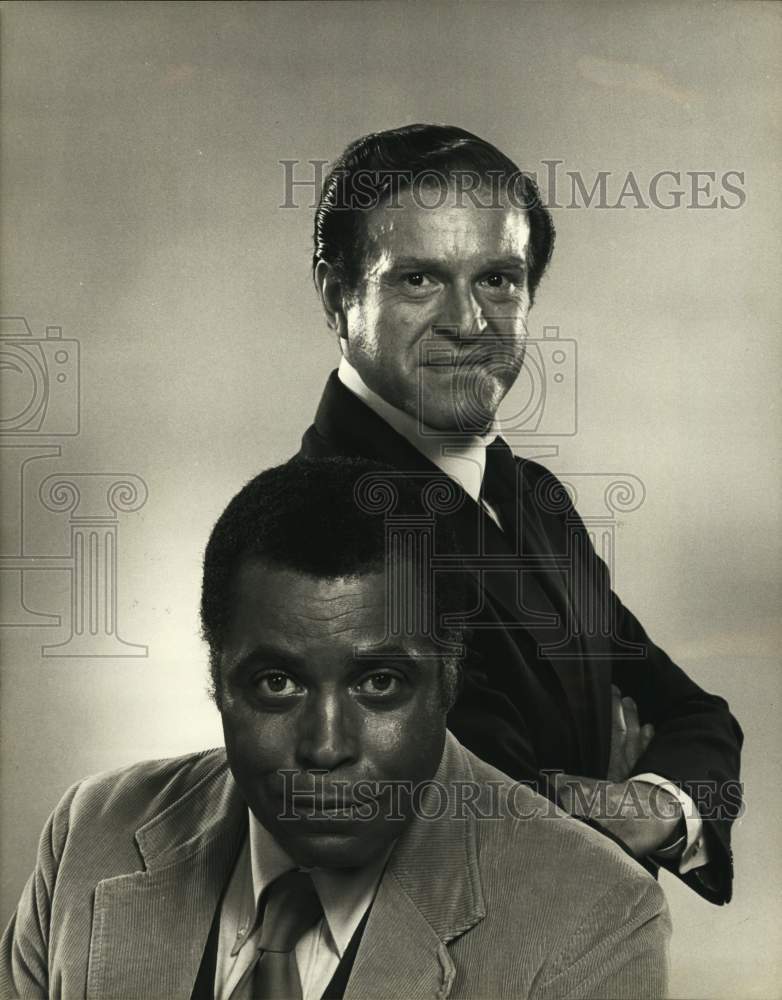 1979 Press Photo James Earl Jones and Hank Garrett in "Paris" - Historic Images