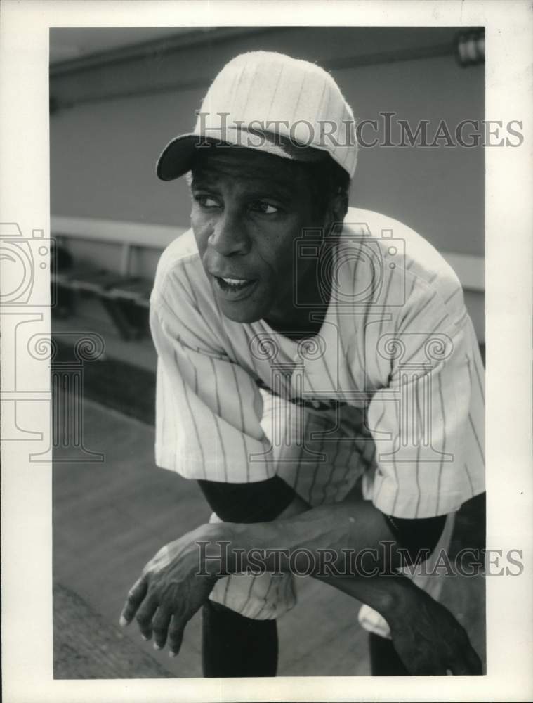 1981 Press Photo Actor Louis Gossett, Jr in &quot;Don&#39;t Look Back&quot; - hcp47728- Historic Images