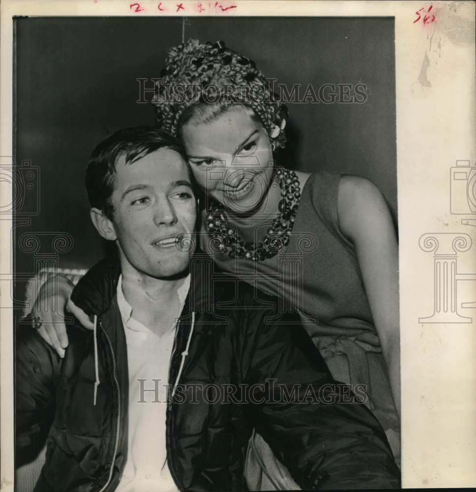 1961 Actor Peter Fonda, wife Susan Brewer, New York Morosco Theater-Historic Images