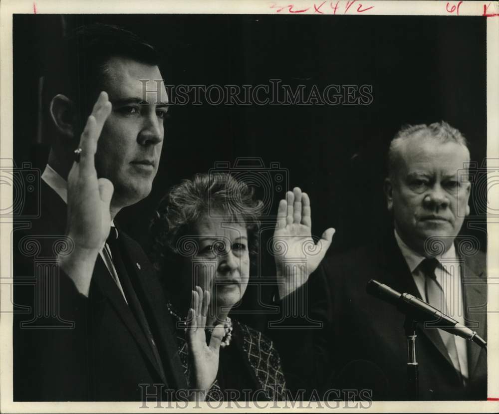 1968 Dr. Ed Franklin, Mrs H.W. Cullen, J.W. McCullough, School Board-Historic Images