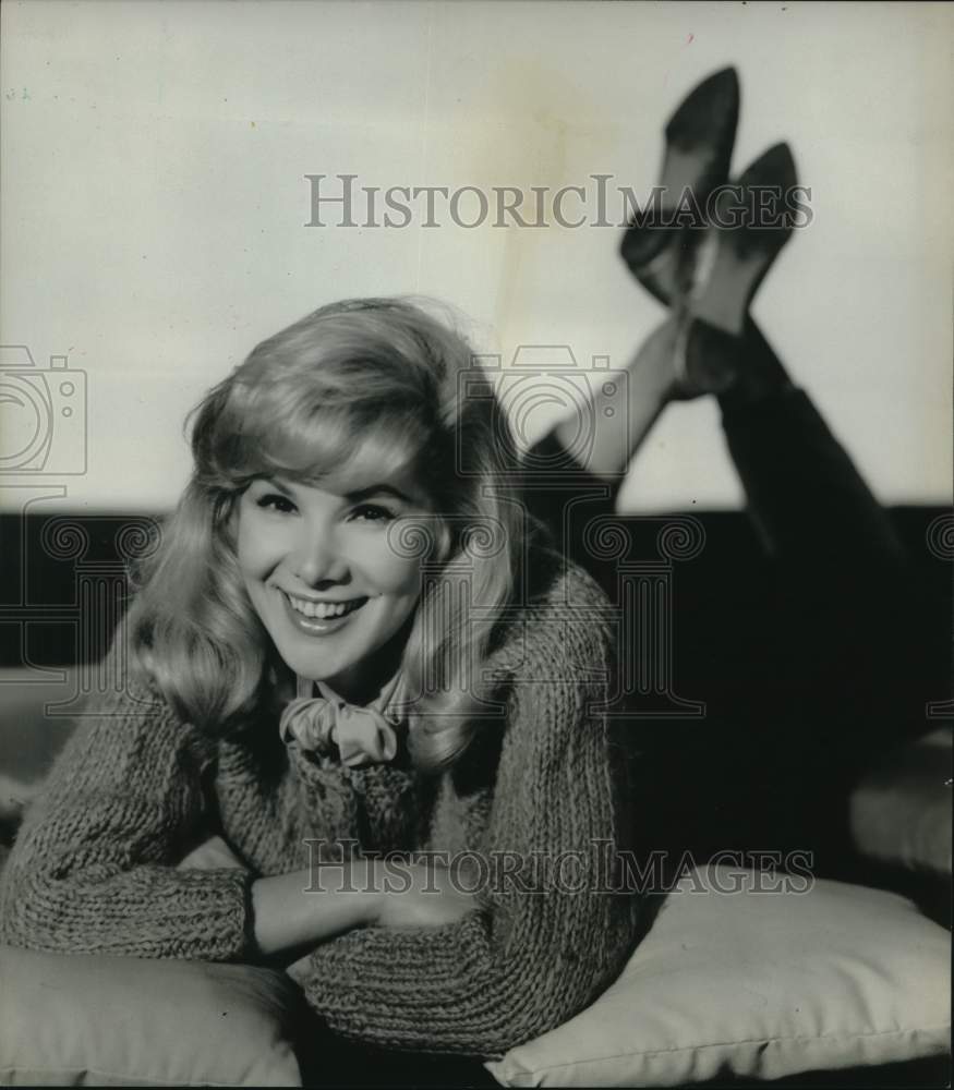 1963 Actress Susan Hampshire in &quot;The Three Lives of Thomasina&quot;-Historic Images