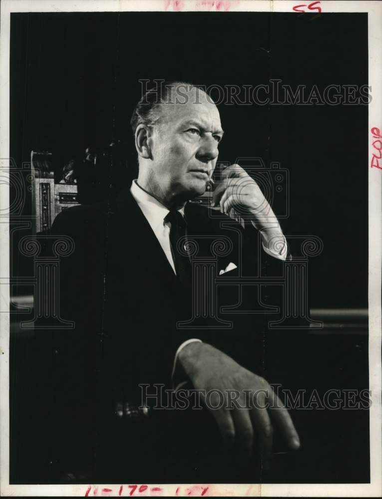 1966 Sir John Gielgud in "Ages of Man"-Historic Images