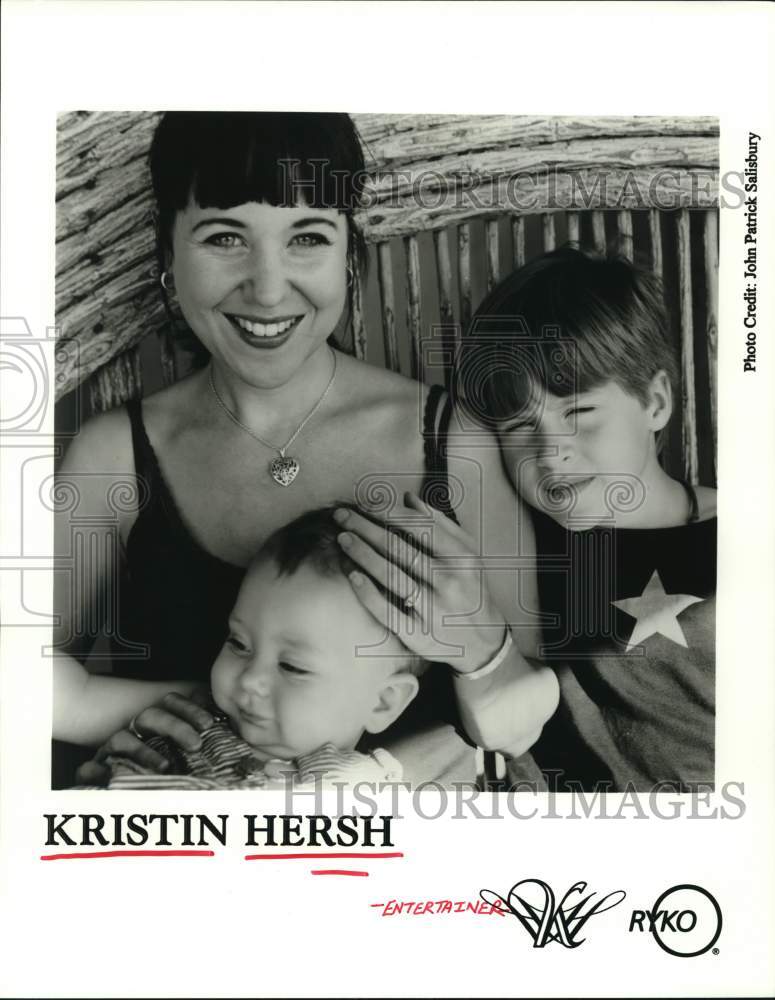 1998 Press Photo Entertainer Kristin Hersh - hcp55966 - Historic Images