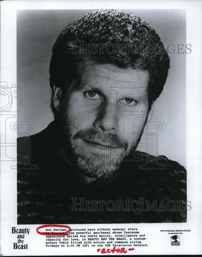 1987 Press Photo Actor Ron Perlman in "Beauty and the Beast" on CBS - hcp77000- Historic Images