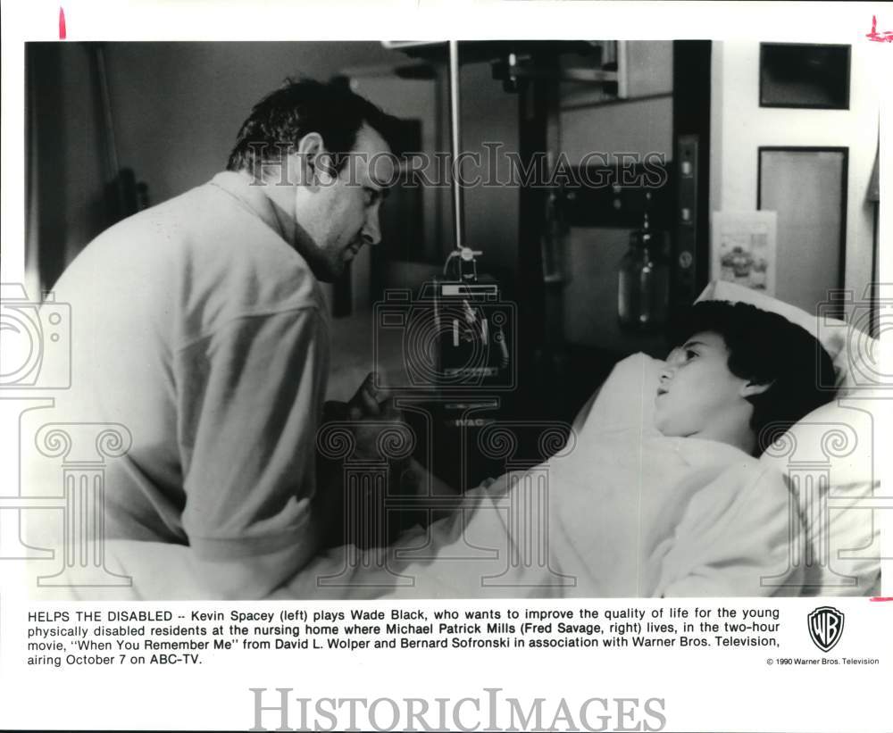 1990 Press Photo Actor Kevin Spacey, Fred Savage in "When You Remember Me"- Historic Images