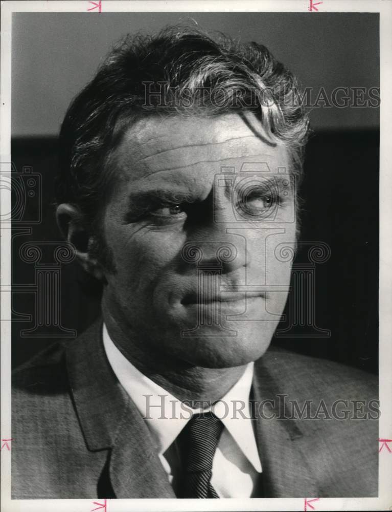 1971 Press Photo Jeremy Slate guest stars on &quot;Mannix&quot; on CBS-TV - hcp90521 - Historic Images