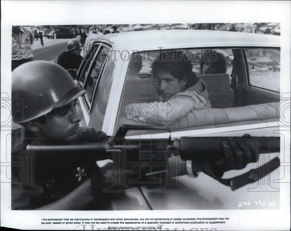 1982 Press Photo Actor John Shea in Scene from Film &quot;Missing&quot; - hcq13162- Historic Images