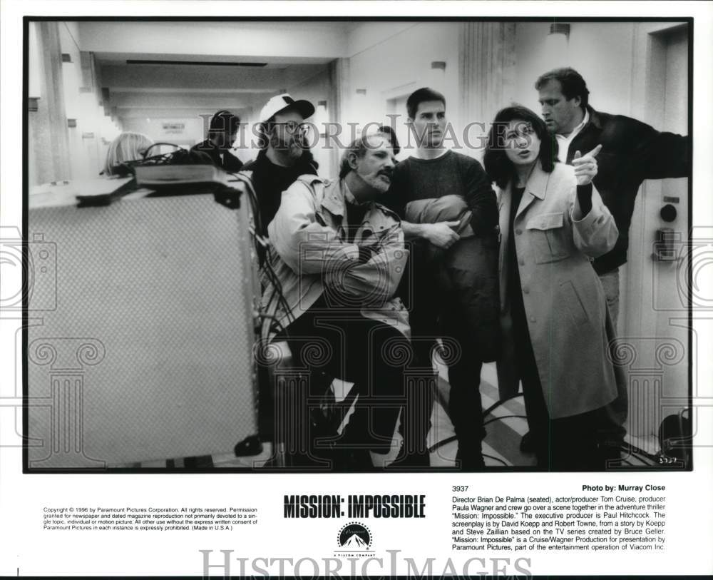 1996 Press Photo "Mission: Impossible" Director, Producers, Crew Review Scene - Historic Images