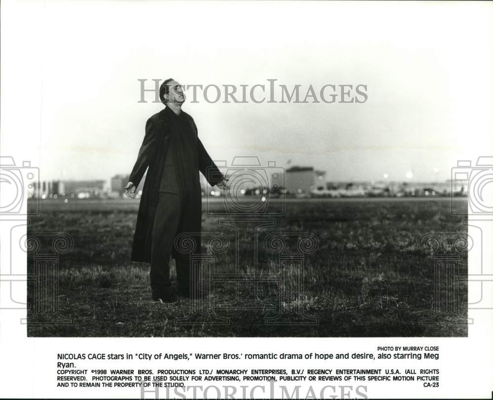 1998 Press Photo Actor Nicolas Cage in &quot;City of Angels&quot; Movie - hcq21409- Historic Images