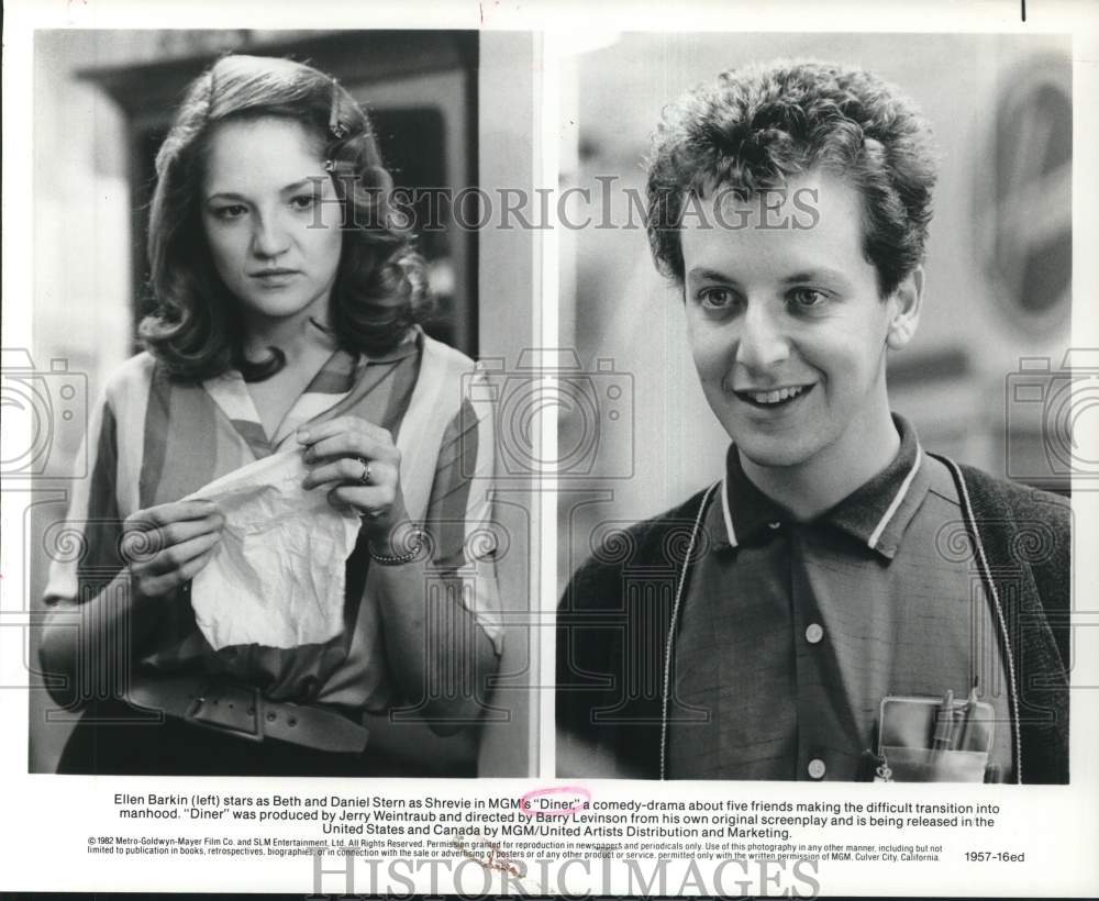 1982 Press Photo Ellen Barkin &amp; Daniel Stern in &quot;Diner&quot; Movie - hcq37420- Historic Images