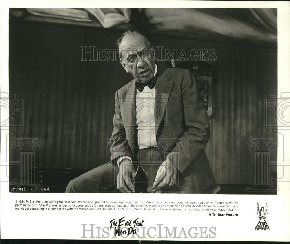 1984 Press Photo Actor Jose Ferrer in &quot;The Evil That Men Do&quot; Movie - hcq44058 - Historic Images