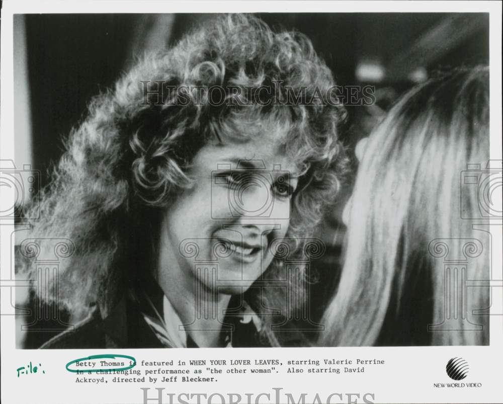 1989 Press Photo Actress Betty Thomas in "When Your Lover Leaves" - hcq45036- Historic Images