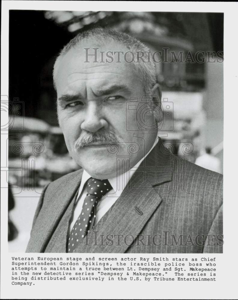 1988 Press Photo Actor Ray Smith in &quot;Dempsey &amp; Makepeace&quot; TV Series - hcq45287- Historic Images