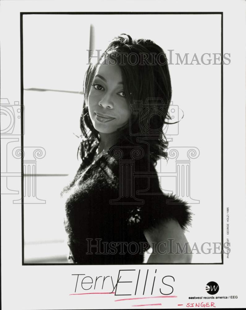 1995 Press Photo Singer Terry Ellis - hcq45715- Historic Images