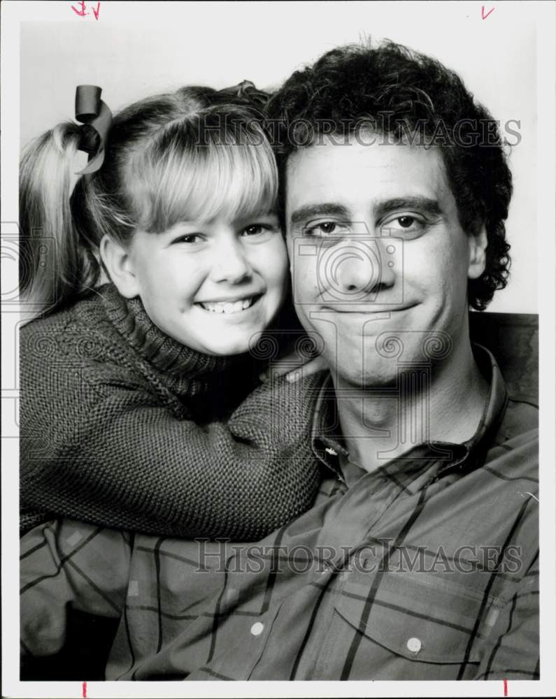 1994 Press Photo Actors Brandy Gold and Brad Garrett on &quot;First Impressions&quot;- Historic Images