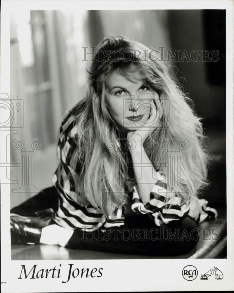 Press Photo Marti Jones - hcq45874- Historic Images