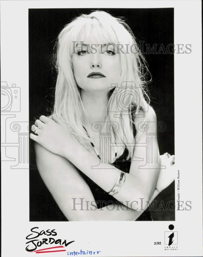 1992 Press Photo Entertainer Sass Jordan - hcq46091- Historic Images