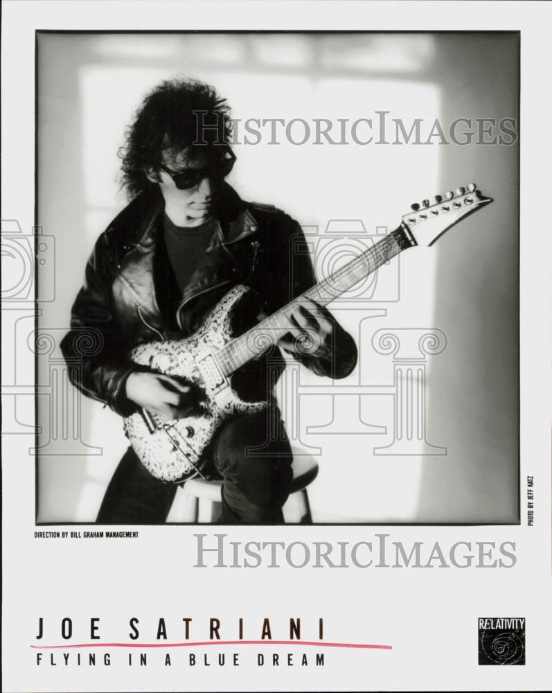 1989 Press Photo Musician Joe Satriani, &quot;Flying in a Blue Dream&quot; - hcq46295- Historic Images