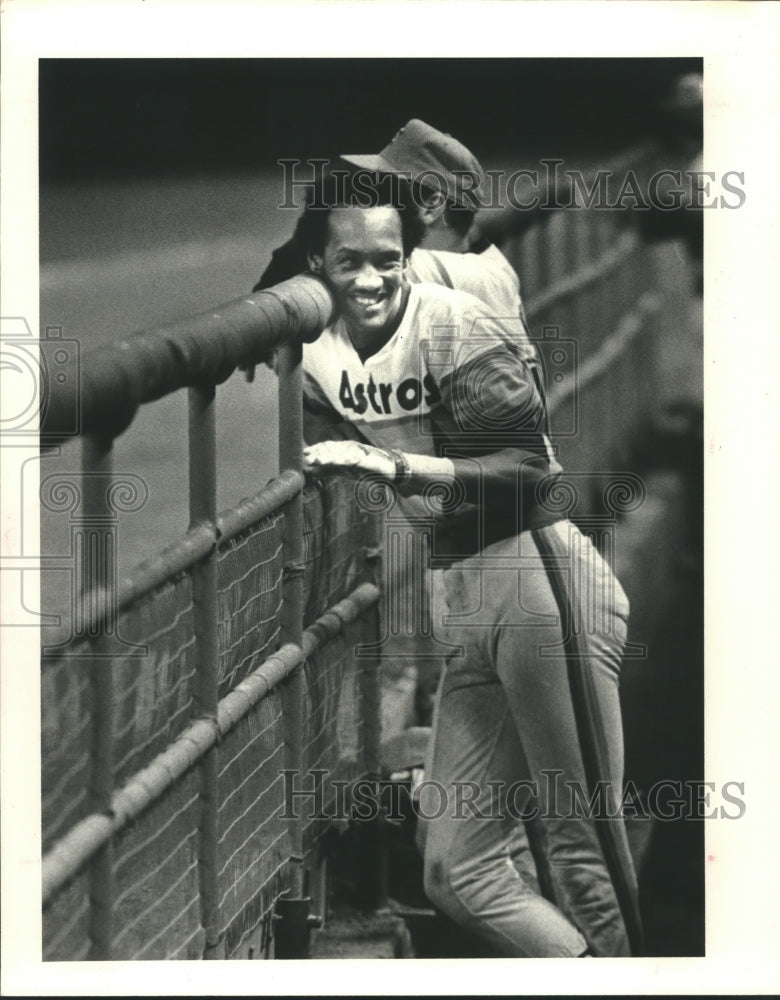 1980 Press Photo Enos Cabell, Astros Baseball Player at Dugout - hcs00240- Historic Images