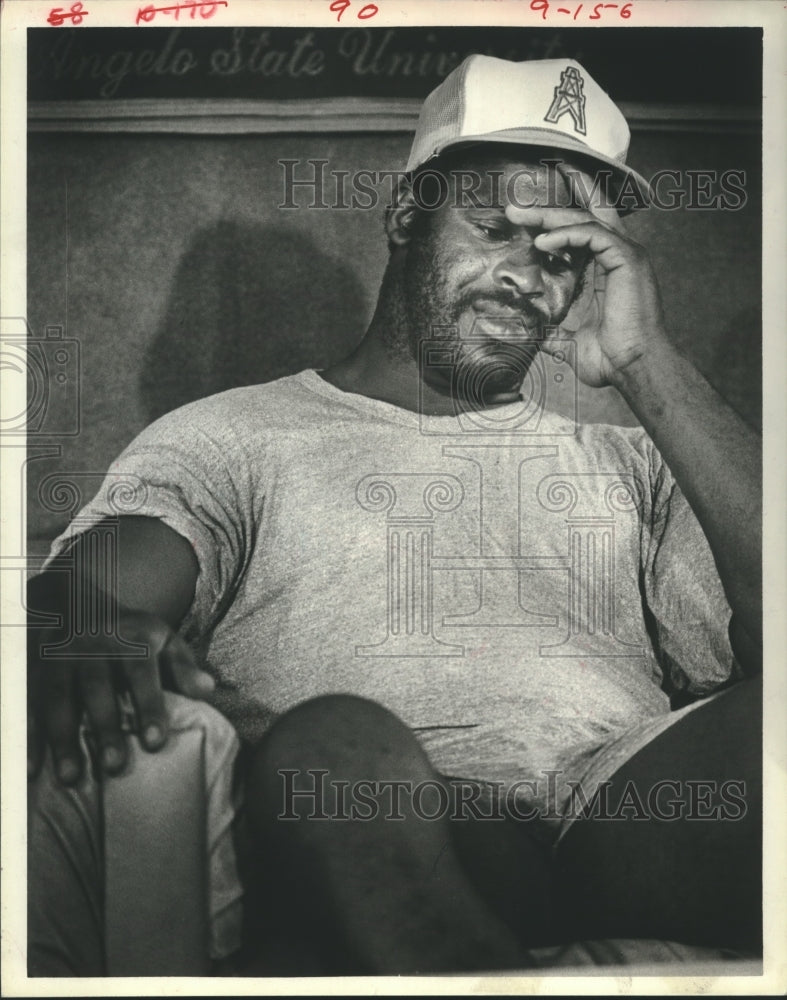 1984 Press Photo Earl Campbell, Oilers Football Player - hcs00393- Historic Images