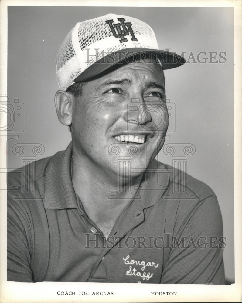 1972 Press Photo Joe Arenas, Houston Coach - hcs00416 - Historic Images