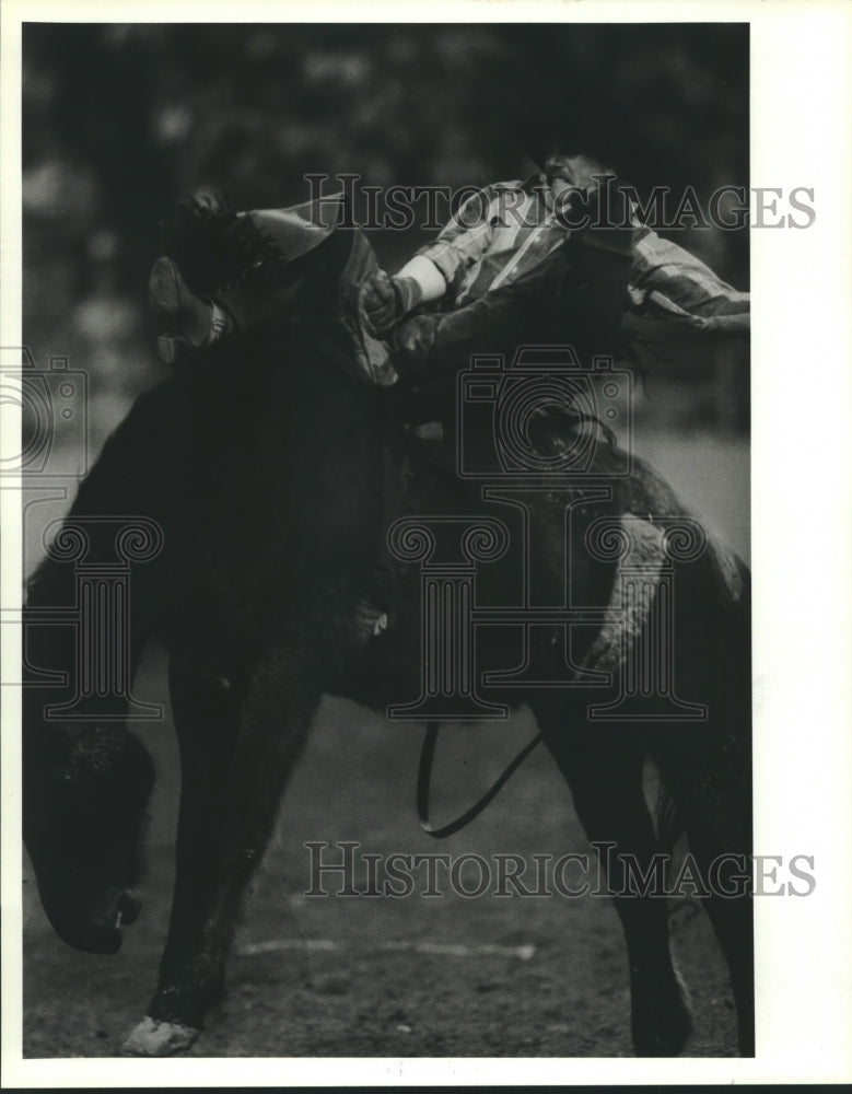 1989 Press Photo Jay Austin, Jr, Rodeo Cowboy on Horse - hcs00431- Historic Images