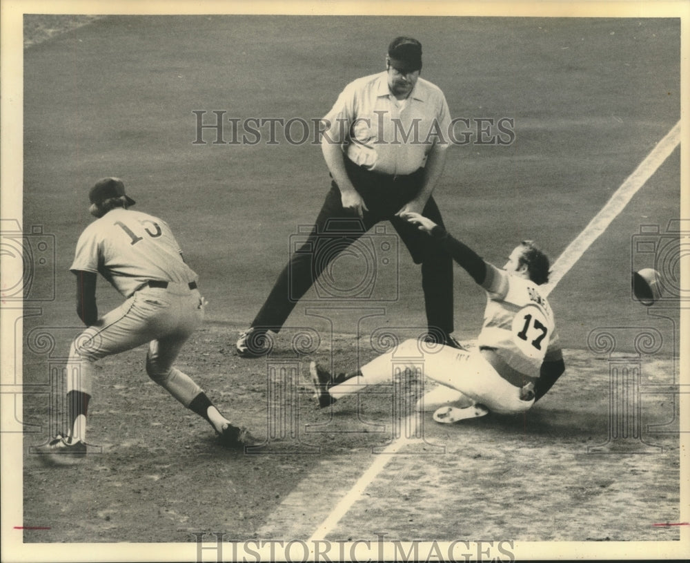 Houston Astros&#39; Ken Boswell slides safely into third base. - Historic Images