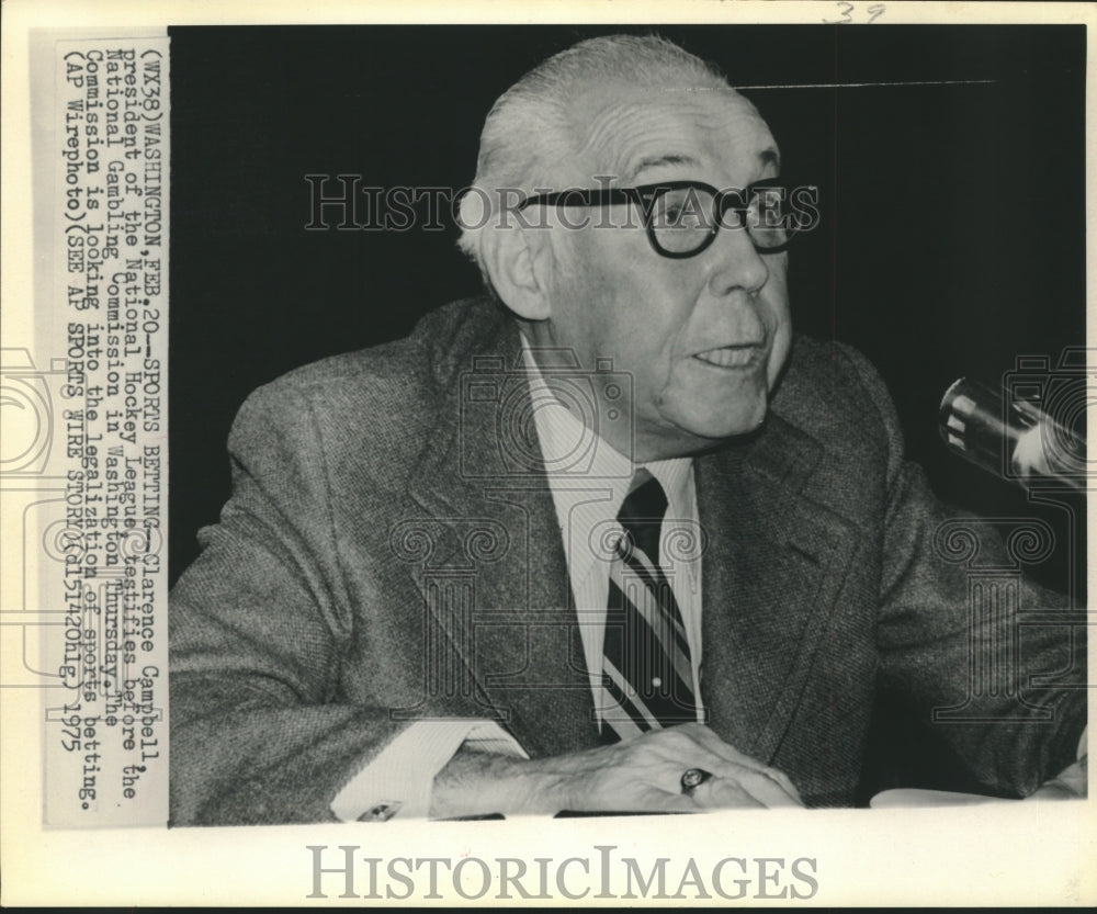 1975 Press Photo NHL president, Clarence Campbell testifies, Gambling Commission - Historic Images