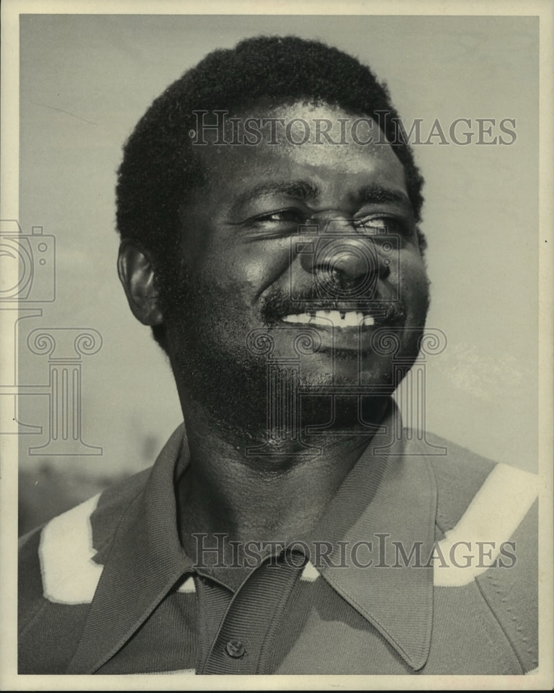 1973 Tommy John Burton, football sideline chain man from Houston. - Historic Images