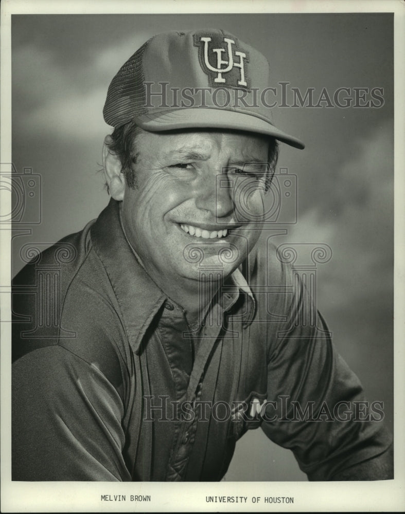 1977 Press Photo University of Houston defensive coach, Melvin Brown - hcs03127 - Historic Images