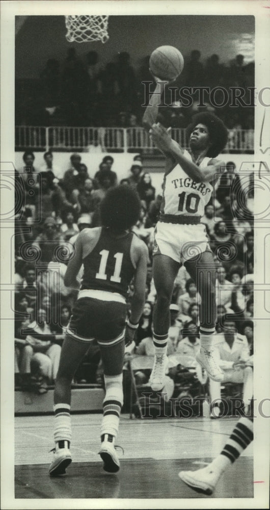 1976 Press Photo Texas State University basketball player Gaylord Davis.-Historic Images