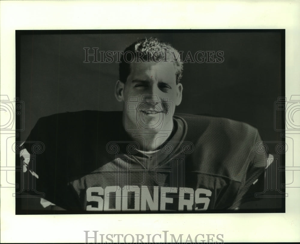 Press Photo University of Oklahoma Sooners football player Eric Bross.- Historic Images