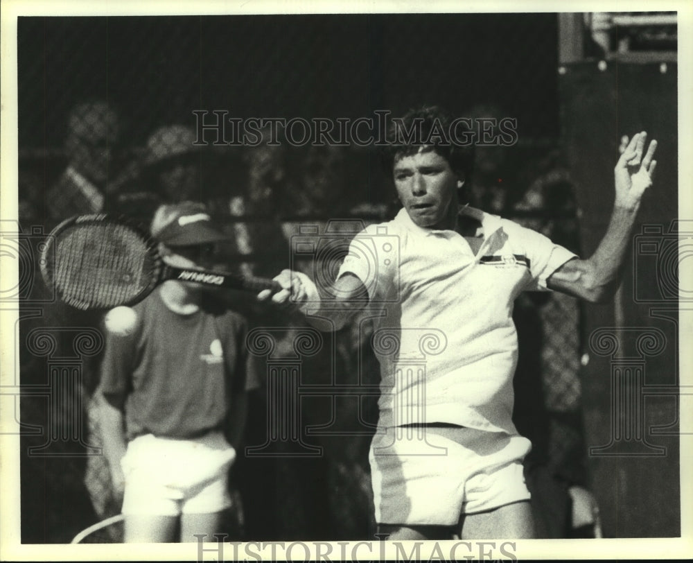 1984 Press Photo Tennis Professional Jimmy Arias hits a forehand. - hcs03915 - Historic Images