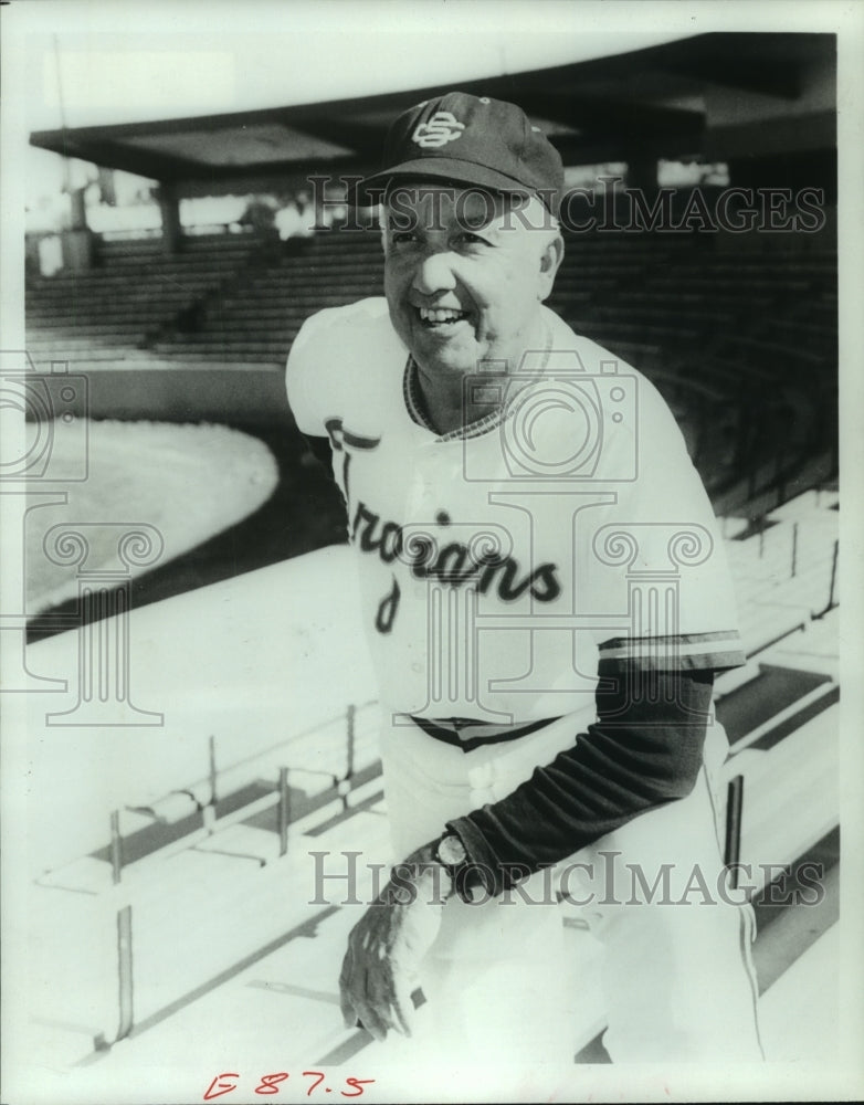 1984 Press Photo USA Olympic Baseball Coach Rod Dedeaux. - hcs04049- Historic Images