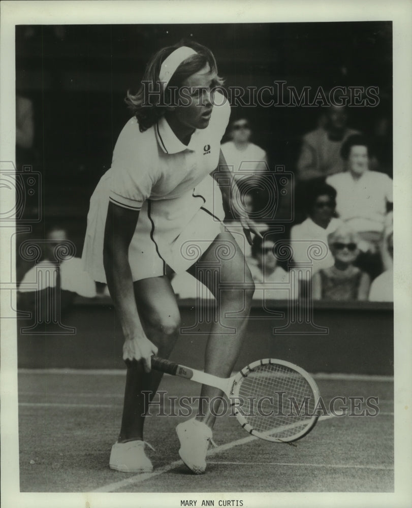 1971 Press Photo Professional Tennis player Mary Ann Curtis. - hcs04133- Historic Images