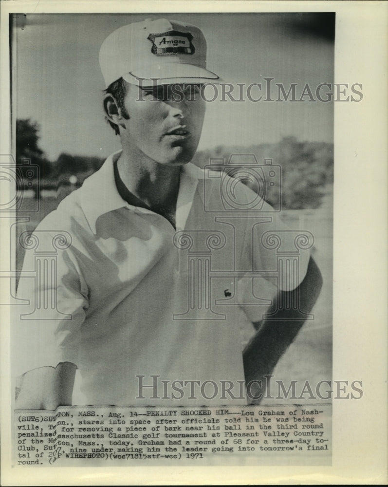 1971 Golfer Lou Graham reacts to penalty at Massachusetts Classic - Historic Images