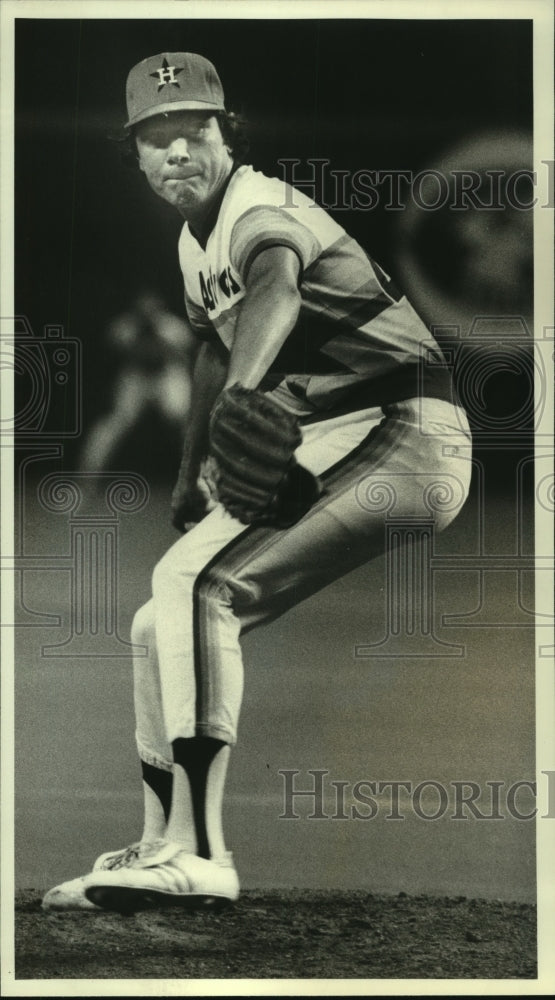 1980 Press Photo Houston Astros pitcher Ken Forsch on the mound vs San Francisco - Historic Images