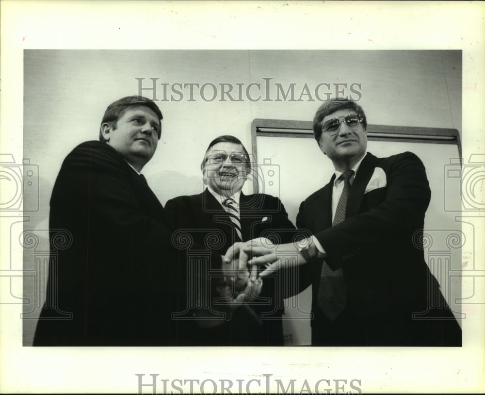 1986 Press Photo Houston Oilers leaders Jerry Glanville, Bud Adams, Ladd Herzeg- Historic Images