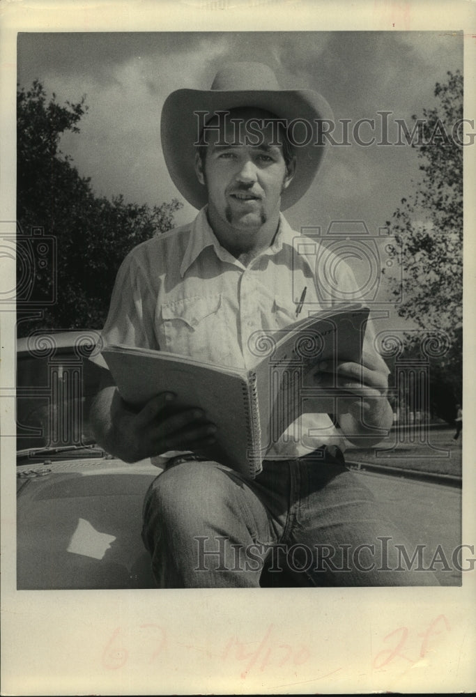 1973 Press Photo Rice&#39;s Rich Hollas named AP Defensive Player of the Week. - Historic Images