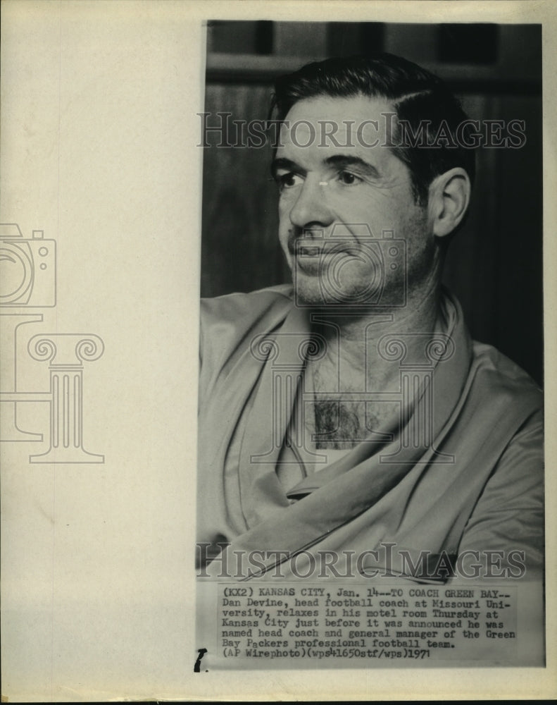 1971 Dan Devine named head football coach, GM of Green Bay Packers. - Historic Images