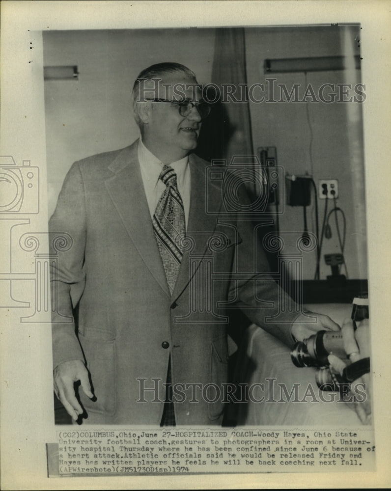 1974 Ohio State University football coach Woody Hayes in hospital. - Historic Images